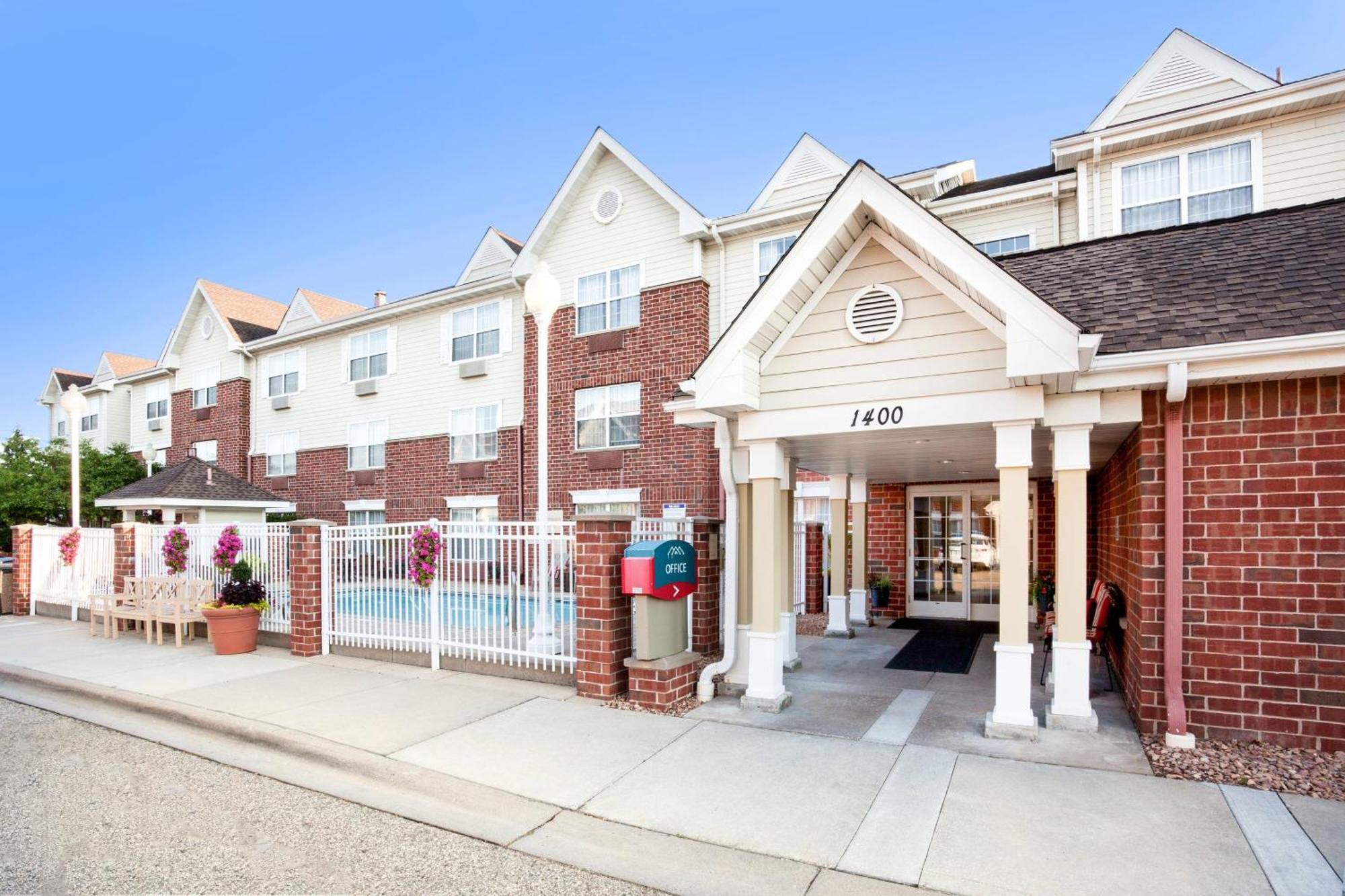 Towneplace Suites Minneapolis West/St. Louis Park Экстерьер фото